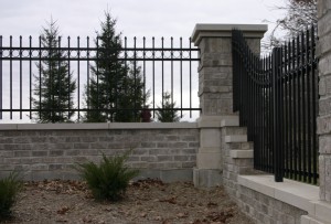 better choice steel fence or aluminum fence what is the difference